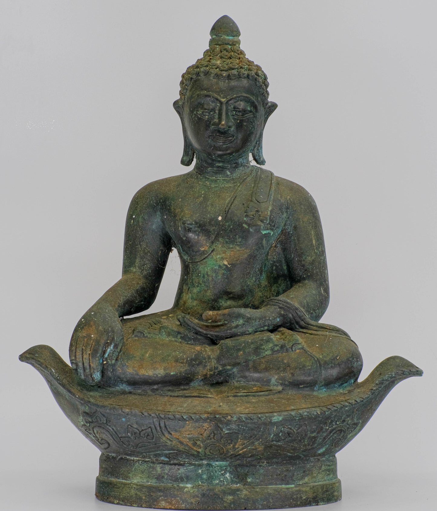 Sukhothai bronze Buddha statue.